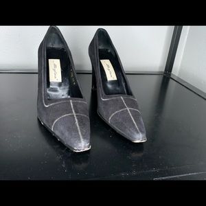 Black suede pumps vintage